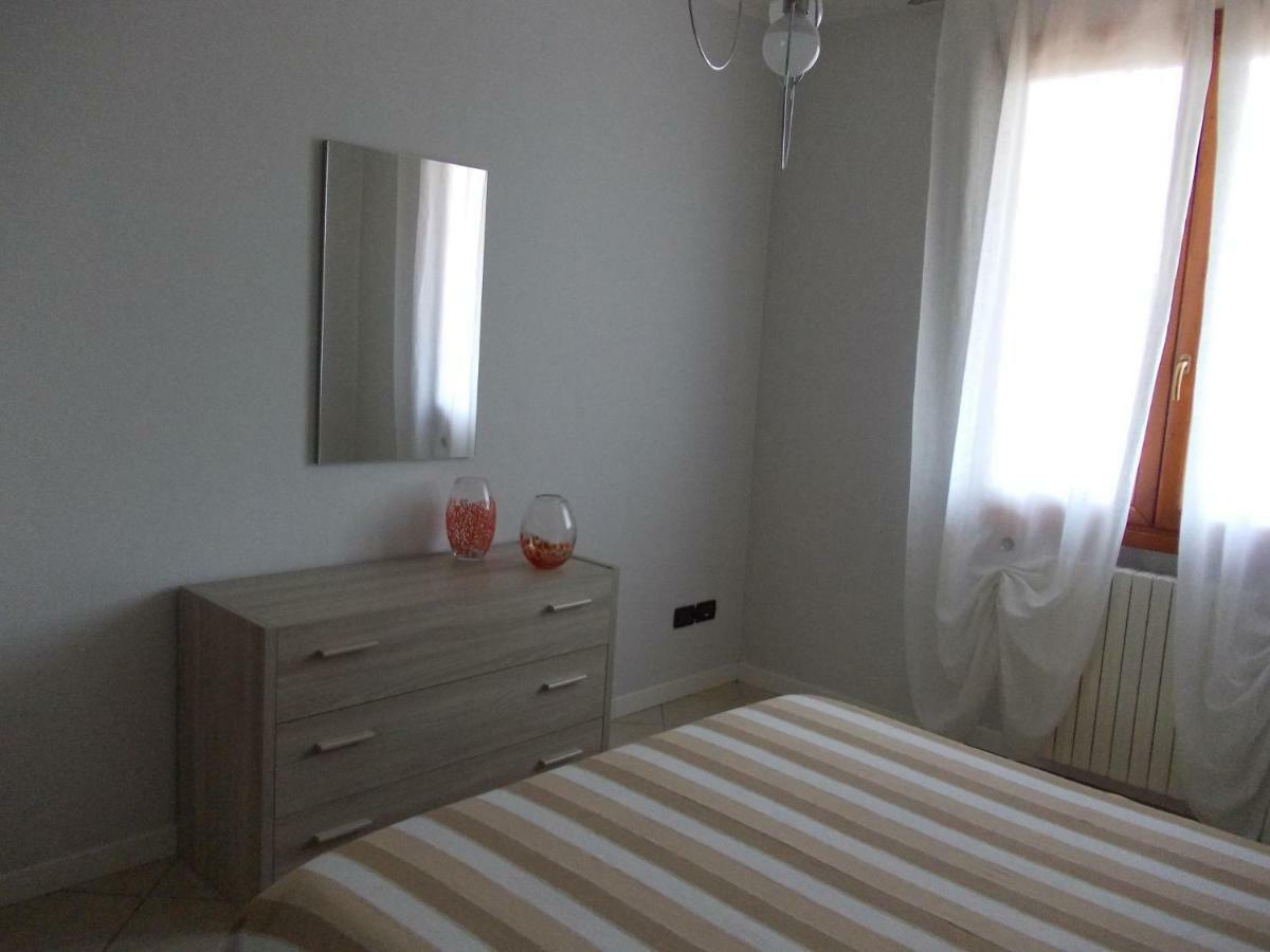 Alessandria Residence Ντεζεντσάνο ντελ Γκάρντα Εξωτερικό φωτογραφία